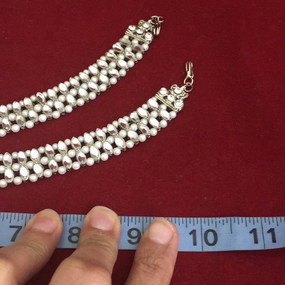 NWOT beautiful pair of anklets - Picture 6 of 8